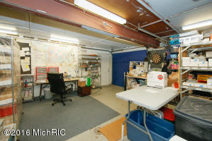 406 N Drive Dr W, Marshall, MI 49068 photo 21