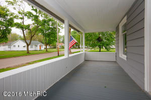 508 S Hooker, Three Rivers, MI 49093 photo 3