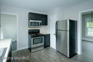 508 S Hooker, Three Rivers, MI 49093 photo 9