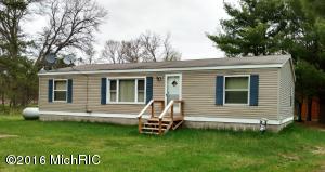 2295 E Burke Cir, Baldwin, MI 49304 photo 1