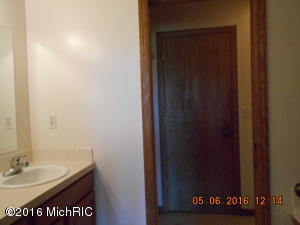 11735 4 Mile Rd, Belding, MI 48809 photo 9