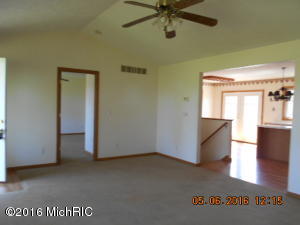 11735 4 Mile Rd, Belding, MI 48809 photo 5