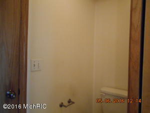 11735 4 Mile Rd, Belding, MI 48809 photo 8