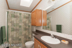 98 Thelen, Gobles, MI 49055 photo 13