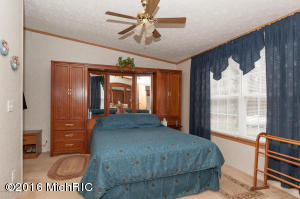 98 Thelen, Gobles, MI 49055 photo 11