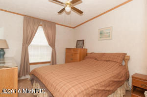 98 Thelen, Gobles, MI 49055 photo 14