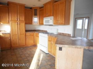 3147 E M-20, Hesperia, MI 49421 photo 5