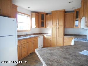 3147 E M-20, Hesperia, MI 49421 photo 4