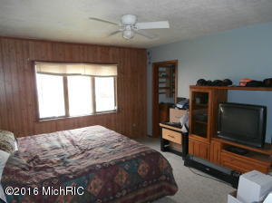 18801 Maple St, Copemish, MI 49625 photo 18