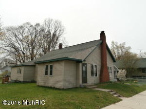 18801 Maple St, Copemish, MI 49625 photo 1
