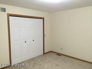 7048 Glendora, Kalamazoo, MI 49009 photo 9