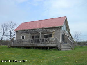 7124 E Pakes Rd, Crystal, MI 48818 photo 12