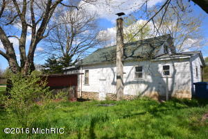 142 M 89, Plainwell, MI 49080 photo 4