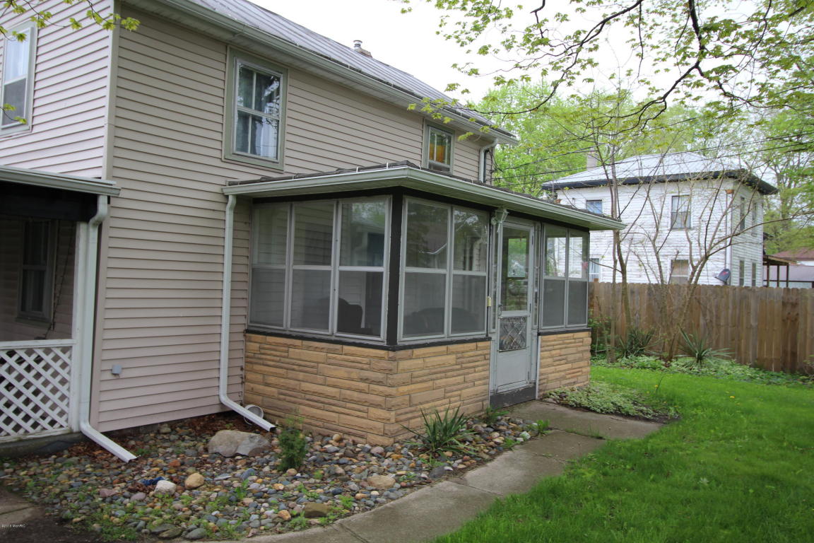 249 S Robinson St, Lyons, MI 48851 photo 10