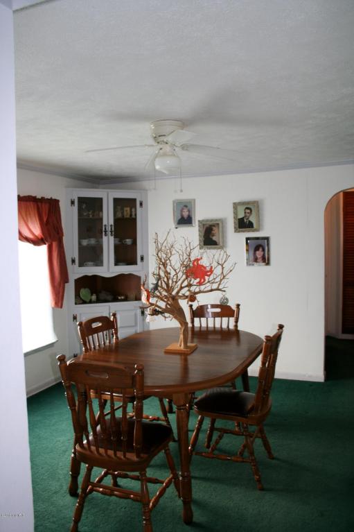 249 S Robinson St, Lyons, MI 48851 photo 3