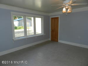 22246 Ash St, Cassopolis, MI 49031 photo 11