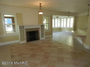 22246 Ash St, Cassopolis, MI 49031 photo 5