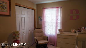 1017 Allen Ct, Plainwell, MI 49080 photo 10