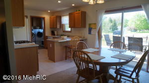 1017 Allen Ct, Plainwell, MI 49080 photo 5