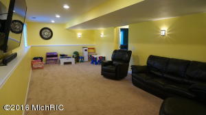 1017 Allen Ct, Plainwell, MI 49080 photo 18