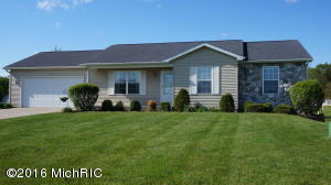 1017 Allen Ct, Plainwell, MI 49080 photo 1