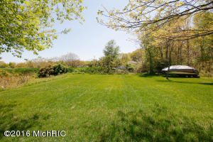 962 Scenic View Dr, Plainwell, MI 49080 photo 23