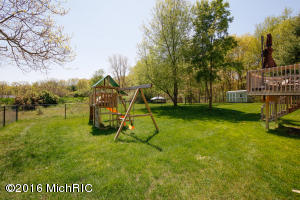 962 Scenic View Dr, Plainwell, MI 49080 photo 24