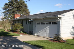 8384 36th St SE, Ada, MI 49301 photo 1