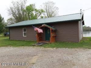 1111 Lori Lane Ave, Hudson, MI 49247 photo 2