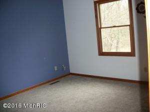 28875 Cedarama Dr, Marcellus, MI 49067 photo 8