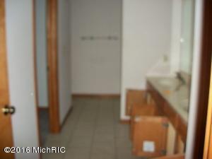 28875 Cedarama Dr, Marcellus, MI 49067 photo 11