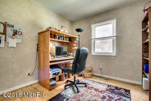 552 Cosmopolitan, Marshall, MI 49068 photo 13