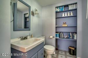 552 Cosmopolitan, Marshall, MI 49068 photo 20