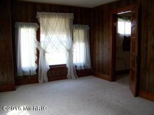 123 E Washington, Belding, MI 48809 photo 16