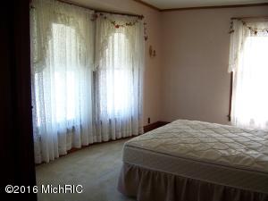 123 E Washington, Belding, MI 48809 photo 15