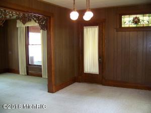 123 E Washington, Belding, MI 48809 photo 3