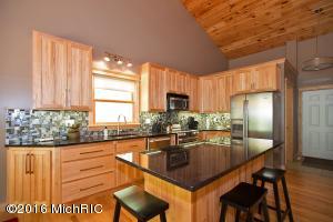 14534 Kane Rd, Plainwell, MI 49080 photo 4