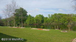 115 Jeremy St, Constantine, MI 49042 photo 5