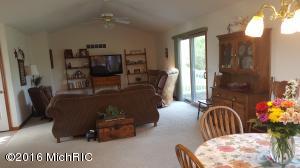 115 Jeremy St, Constantine, MI 49042 photo 6