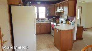 115 Jeremy St, Constantine, MI 49042 photo 9