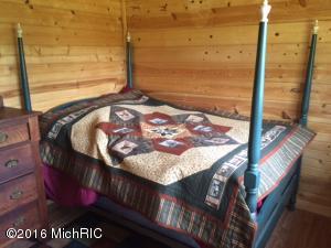 531 N Ferris Ave, White Cloud, MI 49349 photo 8