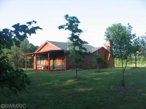 531 N Ferris Ave, White Cloud, MI 49349 photo 1