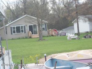 1570 E Shane Dr, Bitely, MI 49309 photo 2