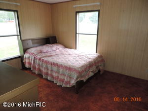 106 Wright Rd, Quincy, MI 49082 photo 10