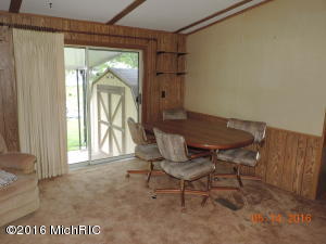 106 Wright Rd, Quincy, MI 49082 photo 3