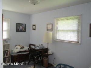 321 North Dr, Marshall, MI 49068 photo 10