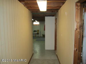 321 North Dr, Marshall, MI 49068 photo 19