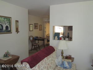 321 North Dr, Marshall, MI 49068 photo 5
