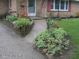 430 E Clinton St, Constantine, MI 49042 photo 28