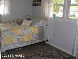 430 E Clinton St, Constantine, MI 49042 photo 11